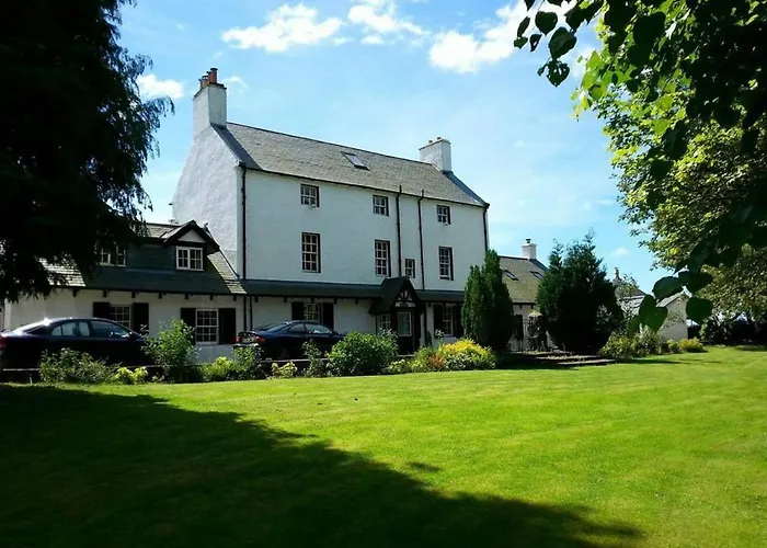 Stuc An T Sagairt Cottage , Loch Lomond